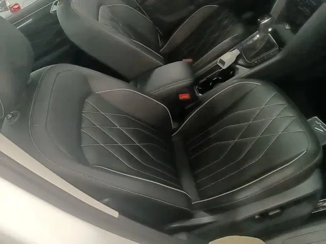 Volkswagen Tiguan L — Фото автомобиля 24