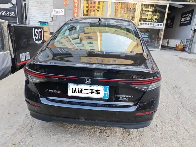 Honda Accord — Фото автомобиля 5