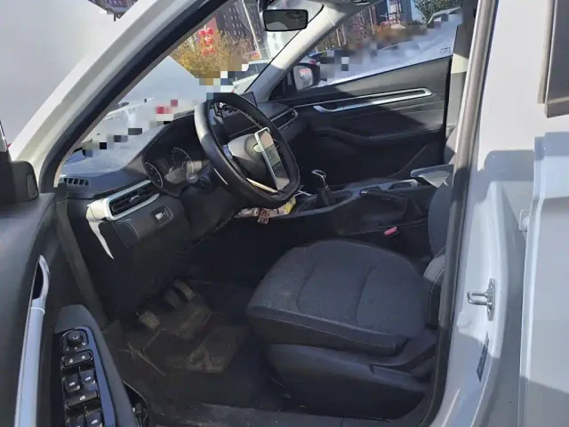 Geely Emgrand — Фото автомобиля 16