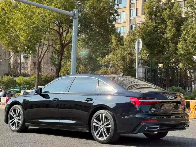 Audi A6L — Фото автомобиля 6
