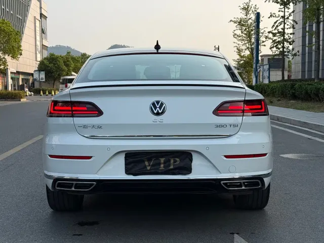 Volkswagen CC — Фото автомобиля 5
