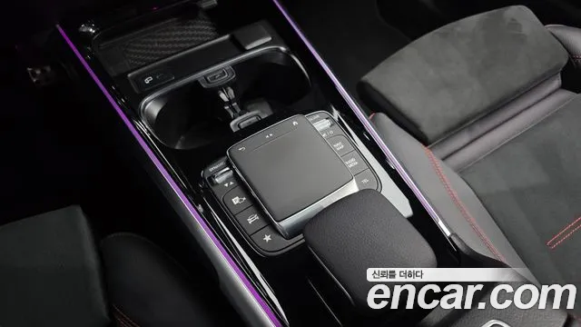 Mercedes-Benz GLB-Class — Фото автомобиля 19