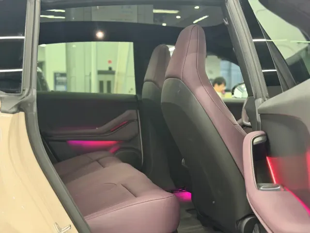 Nio ET5 — Фото автомобиля 10