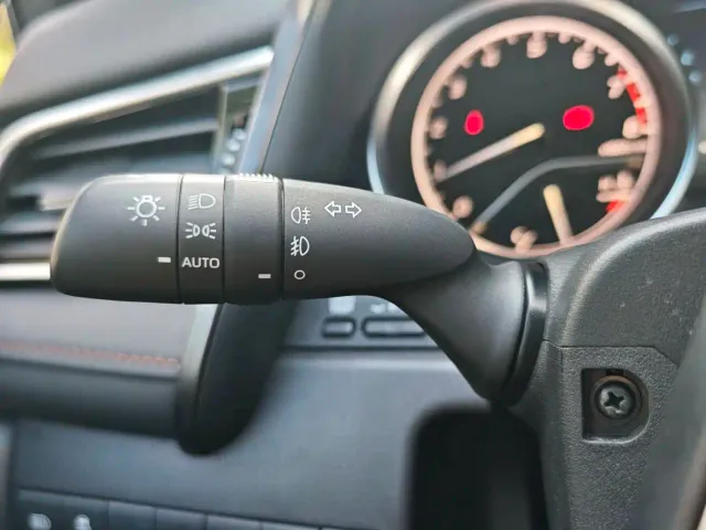 Toyota Camry — Фото автомобиля 16