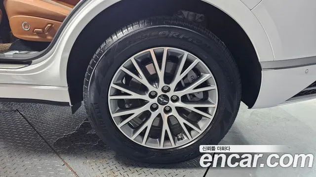 Genesis GV80 2.5T Бензин 2WD — Фото автомобиля 21