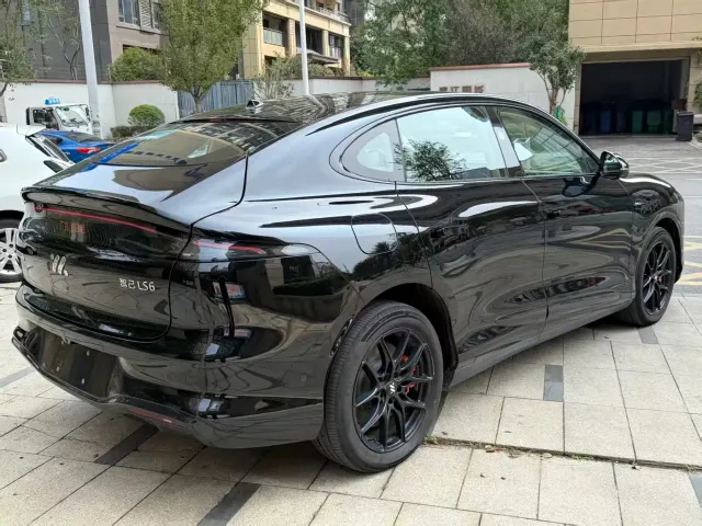 IM Motors IM LS6 2026 Extended Range 52 Max — Фото автомобиля 8