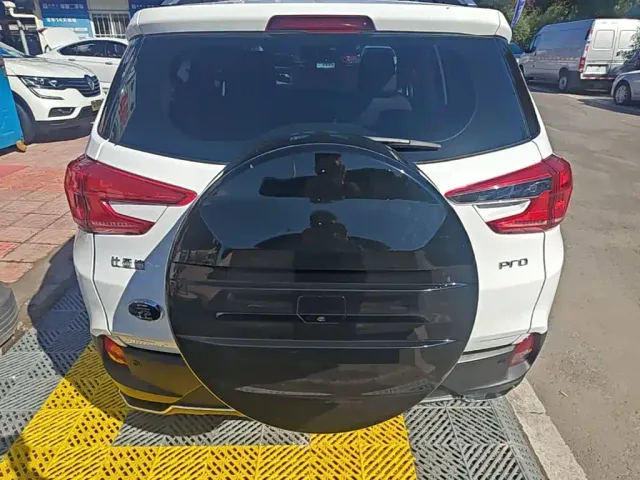 BYD Yuan Pro — Фото автомобиля 5