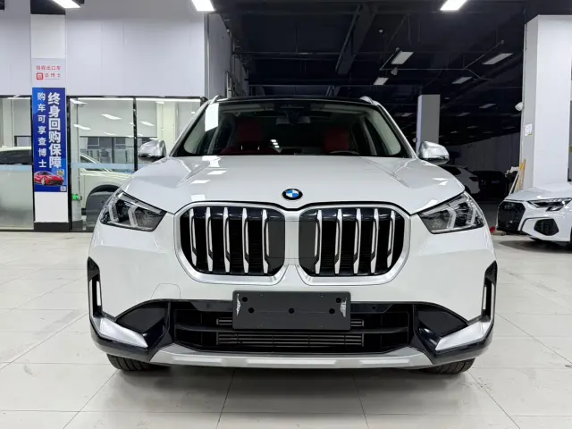 BMW X1 — Фото автомобиля 2