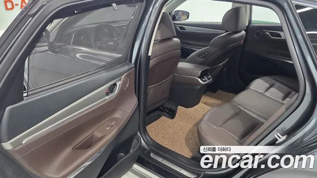 Hyundai Grandeur Grandeur (New) — Фото автомобиля 16