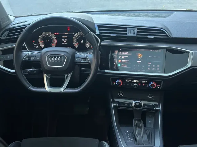 Audi Q3 — Фото автомобиля 16