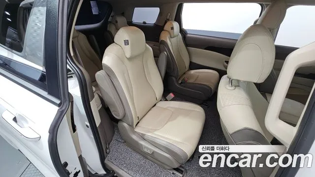 Kia Carnival 4th Gen — Фото автомобиля 17