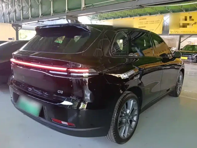 Leapmotor C10 — Фото автомобиля 6