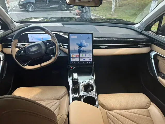 Geely Boyue L — Фото автомобиля 8