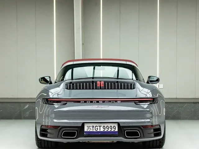 Porsche 911 — Фото автомобиля 5