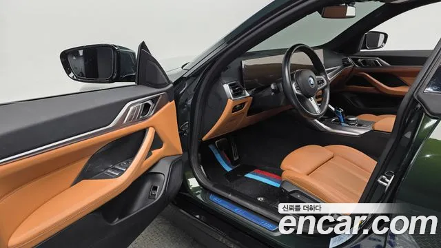 BMW i4 — Фото автомобиля 15