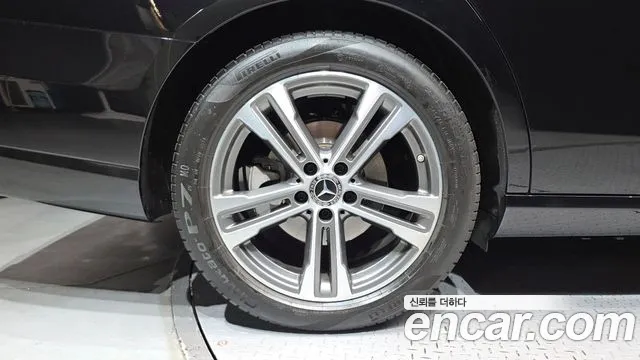 Mercedes-Benz E-Class W213 — Фото автомобиля 5