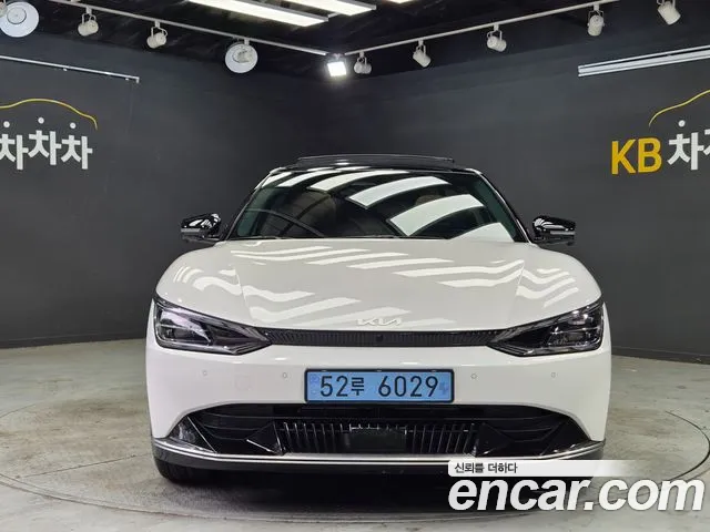 Kia EV6 — Фото автомобиля 3