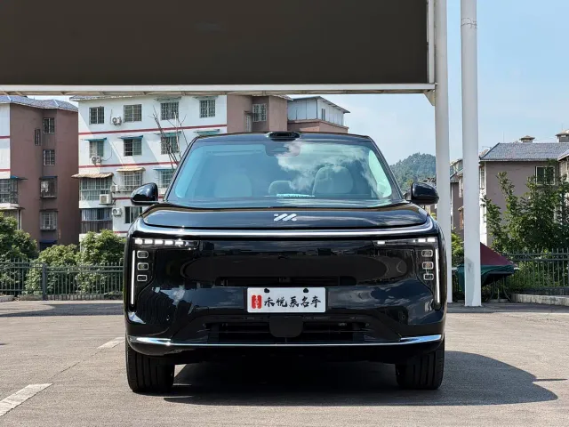 IM Motors IM LS8 2026 Model Base Version 5-seater — Фото автомобиля 2