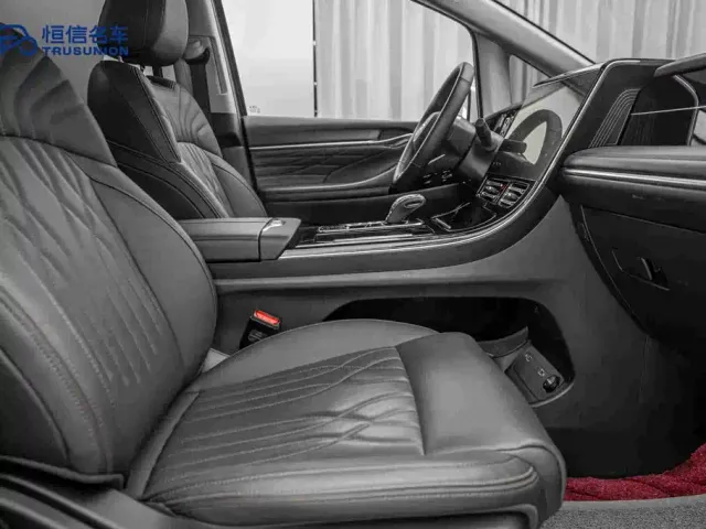 GAC Trumpchi M8 — Фото автомобиля 15