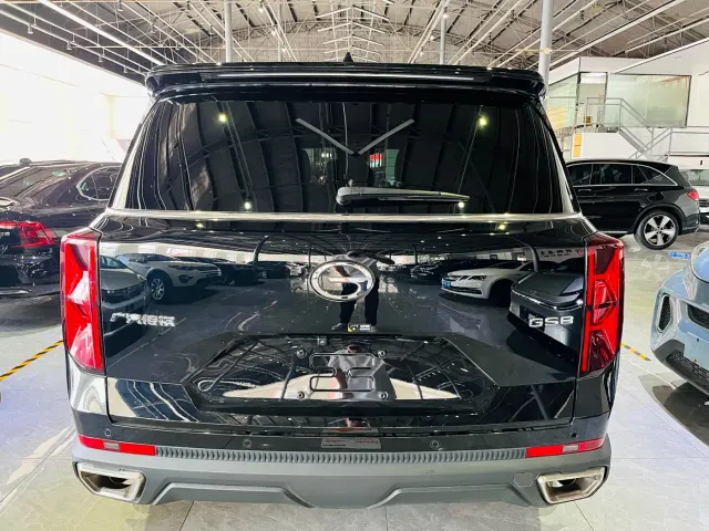 GAC Trumpchi GS8 — Фото автомобиля 4