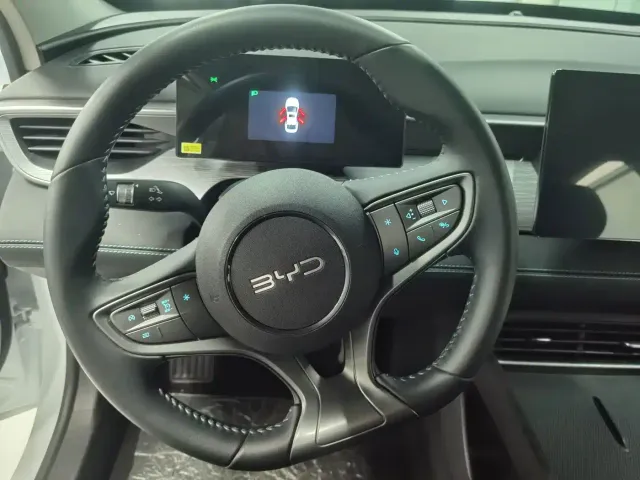 BYD Seal 05 DM-i — Фото автомобиля 12