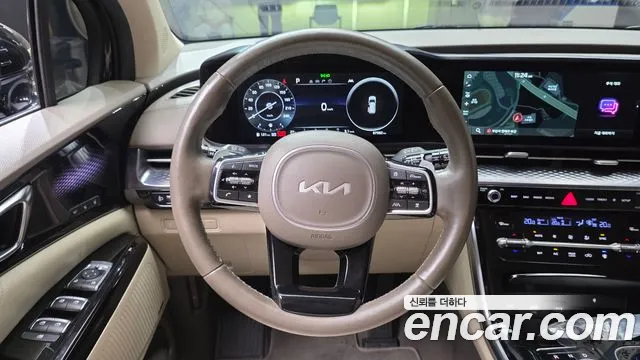 Kia Carnival Generation 4 — Фото автомобиля 19