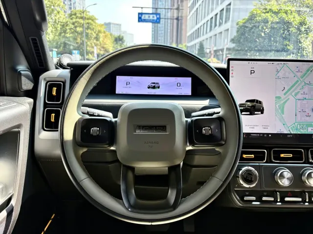 iCAR V23 — Фото автомобиля 10