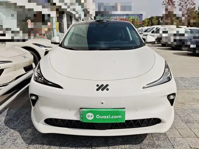 IM Motors LS6 — Фото автомобиля 2