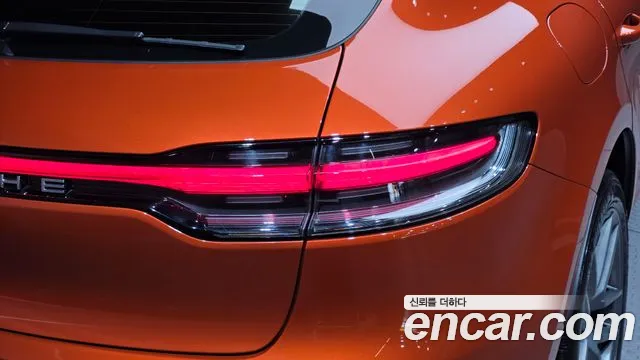 Porsche Macan — Фото автомобиля 23