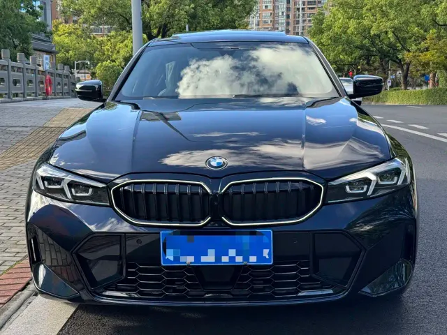 BMW 3 Series — Фото автомобиля 2