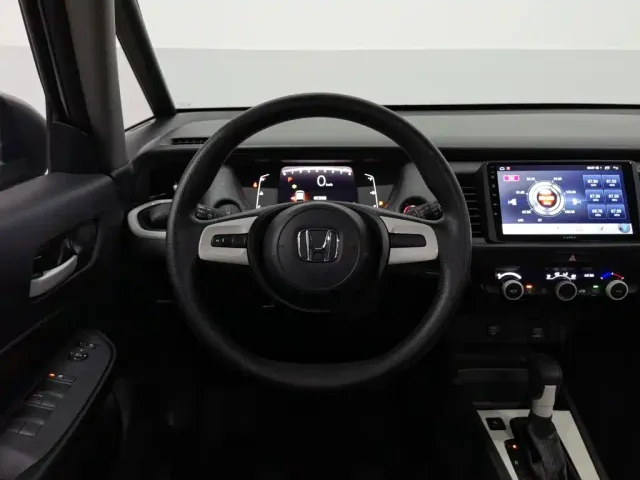 Honda Fit — Фото автомобиля 11