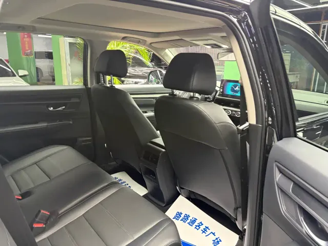 Honda CR-V — Фото автомобиля 8