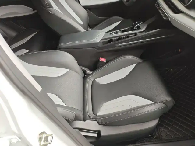 Geely Binrui — Фото автомобиля 19