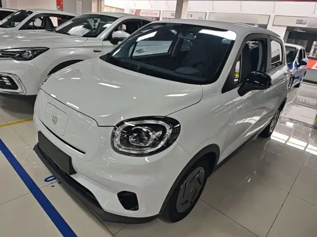 Фотография автомобиля — Leapmotor T03