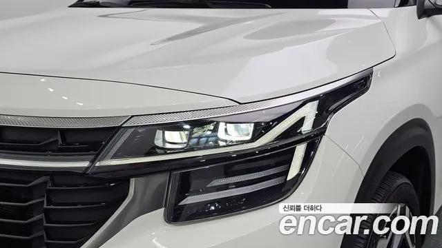 Kia Seltos — Фото автомобиля 7