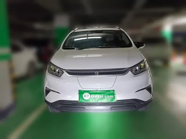 BYD Yuan Pro — Фото автомобиля 2