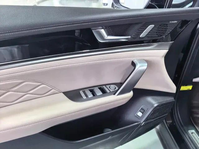 BYD Tang New Energy 2024 Model DM-i Glory Edition 112KM Flagship Type — Фото автомобиля 5