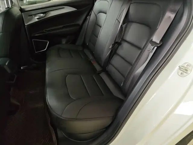 Geely Geometry A — Фото автомобиля 16