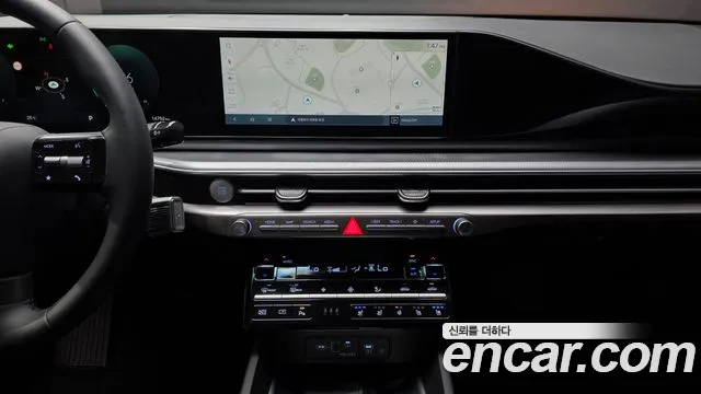 Hyundai Grandeur Grandeur (GN7) 2.5 Бензин 2WD — Фото автомобиля 14