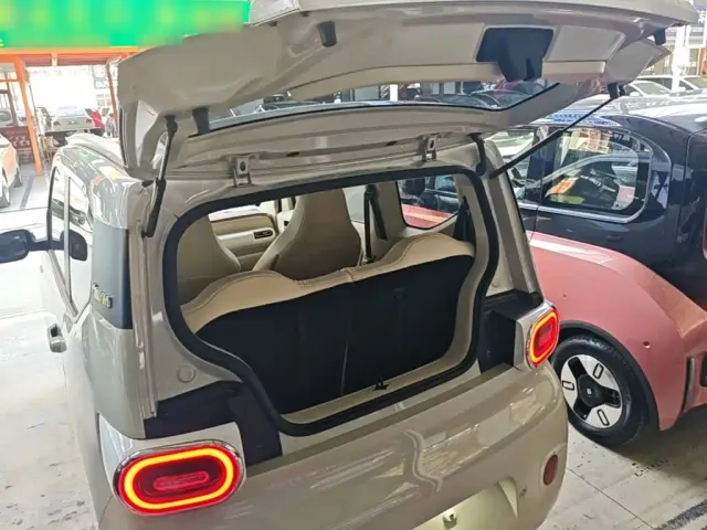 Wuling Hongguang Mini EV — Фото автомобиля 18