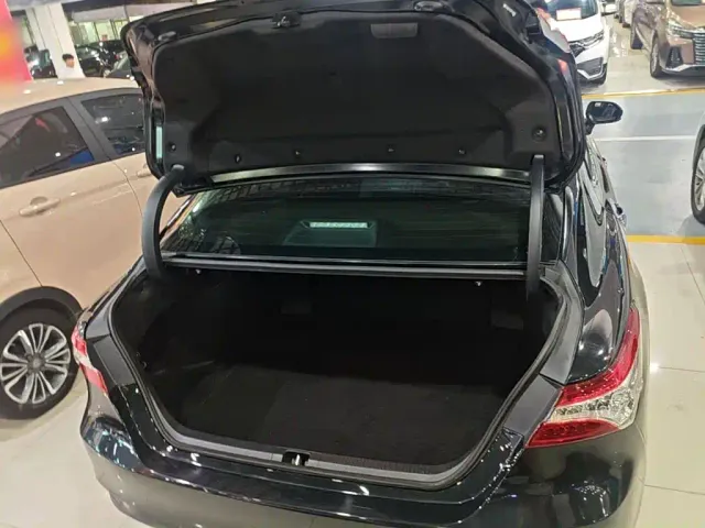 Toyota Camry — Фото автомобиля 18