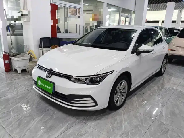 Фотография автомобиля — Volkswagen Golf
