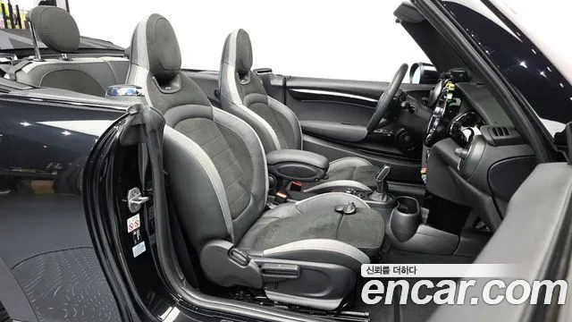 MINI Cooper Convertible — Фото автомобиля 16