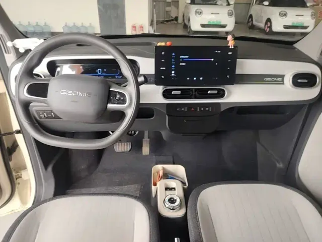 Geely Panda — Фото автомобиля 9