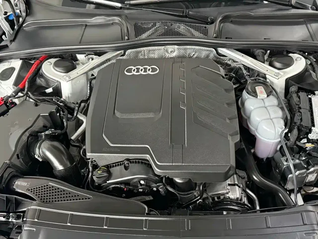 Audi A4L — Фото автомобиля 5
