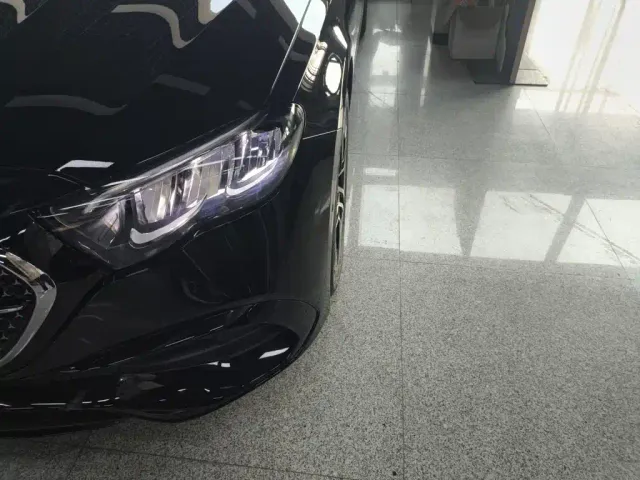 Mercedes-Benz E-Class — Фото автомобиля 17
