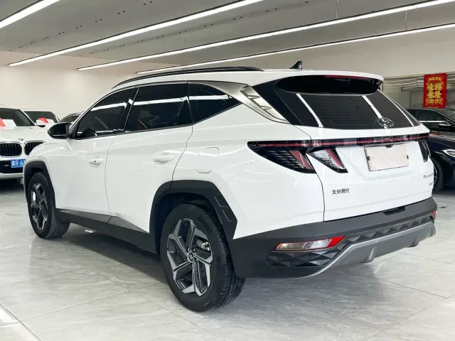 Hyundai Tucson — Фото автомобиля 4