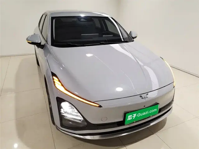 Wuling Starlight — Фото автомобиля 2