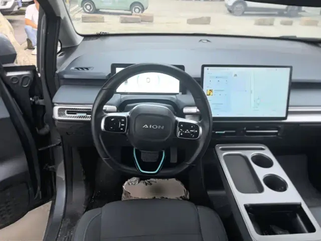 GAC Aion Y — Фото автомобиля 10