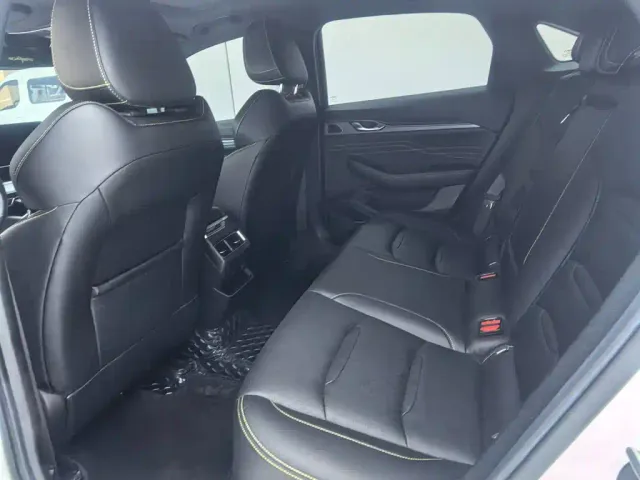 Geely Xingrui — Фото автомобиля 6